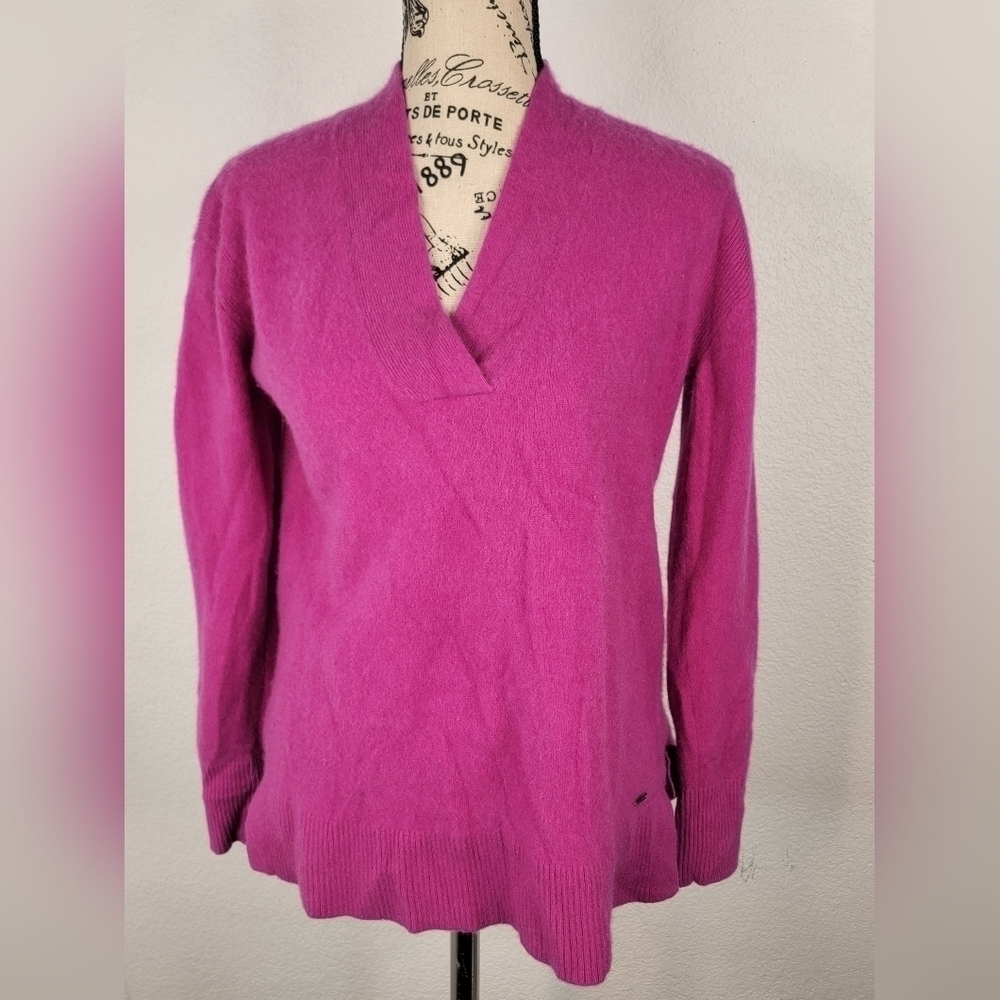 Tommy Hilfiger Sz S 100% Cashmere Sweater Side Slits Magenta Pink